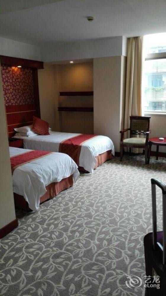 余杭 ホテル 3*